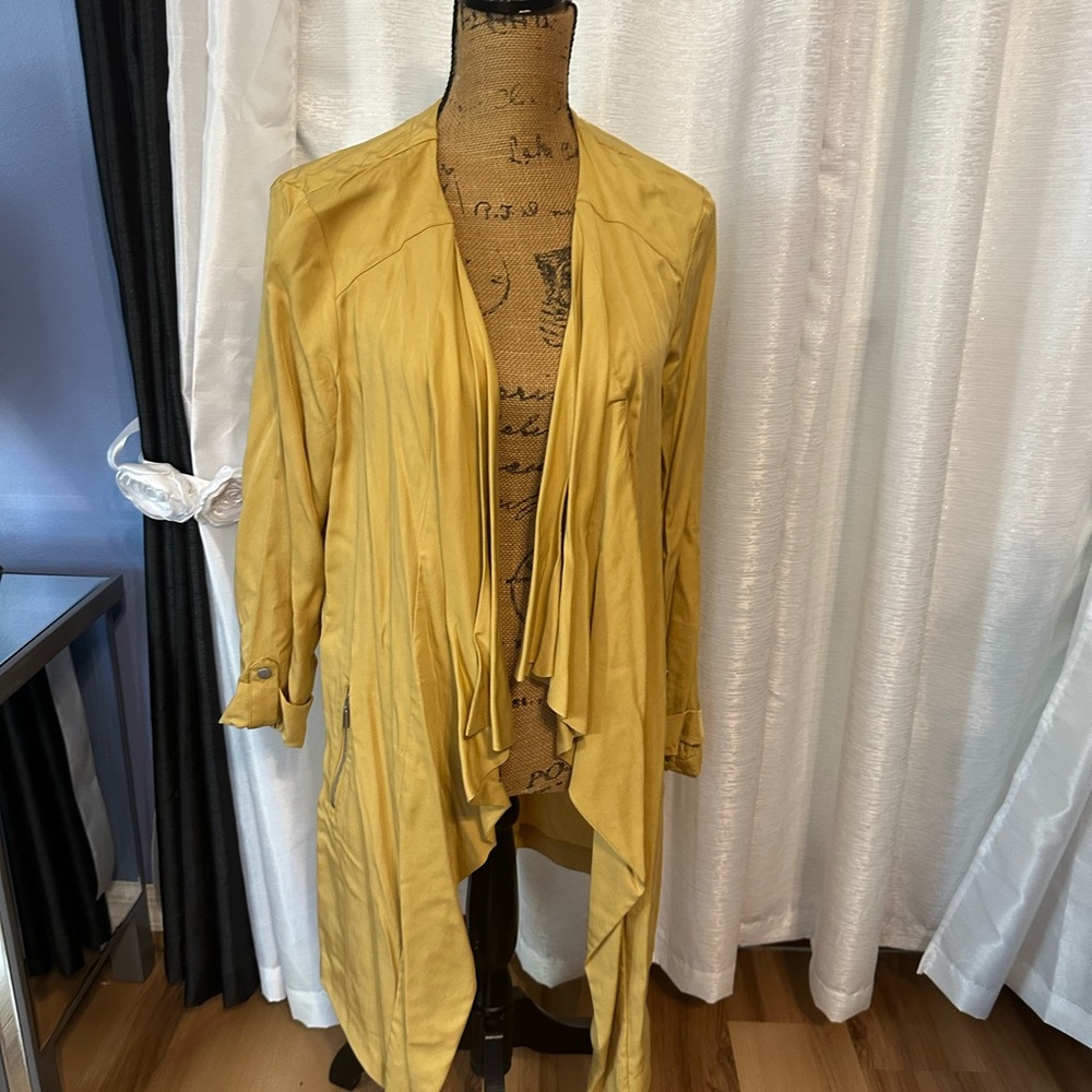 Vibrant Yellow Trench Coat with Fringe Detailing L